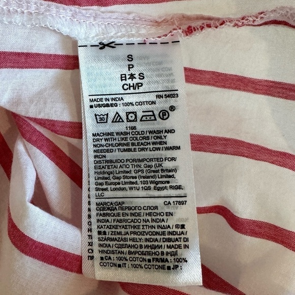 GAP Pink and White Striped Women's Short Sleeve Button Up (S) - Picture 8 of 8